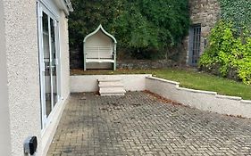 Cameron Coach House Modern Property In Murrayfield Edinburgh